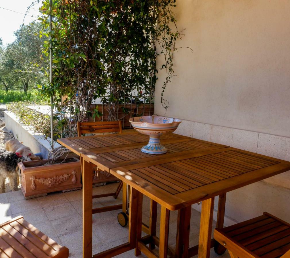 Villa La Casa Del Miele Di Borgo Carbone Locri Exterior foto